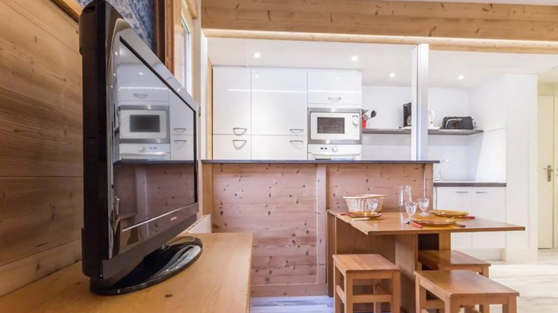 Apartment Appartement Renove Proche Paradisio, 200M Des Pistes, Balcon, Tv - Fr-1-181-2831 La Plagne-Tarentaise